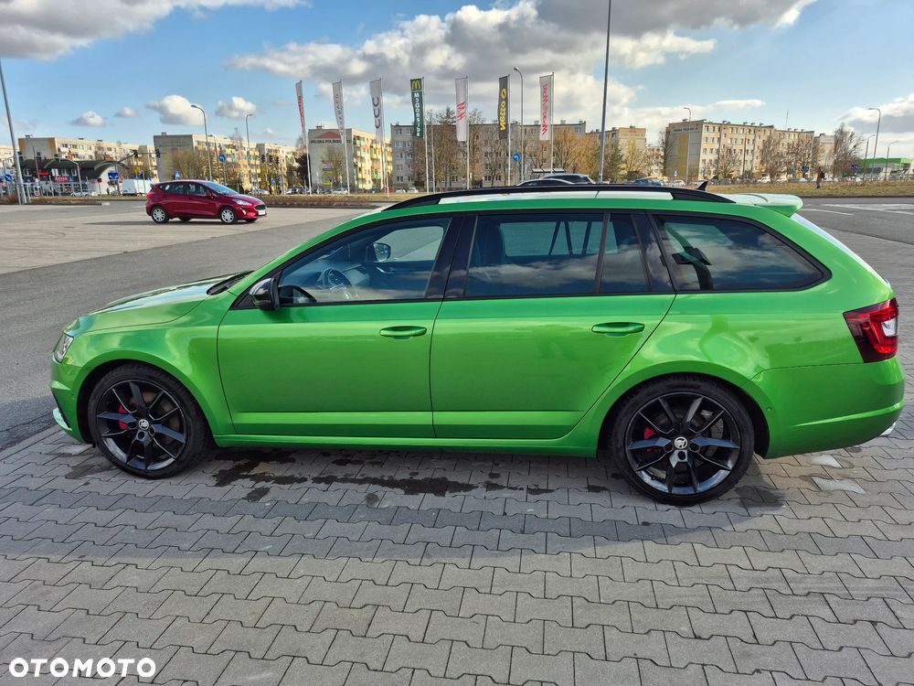 Skoda Octavia 2.0 TDI RS DSG - 30