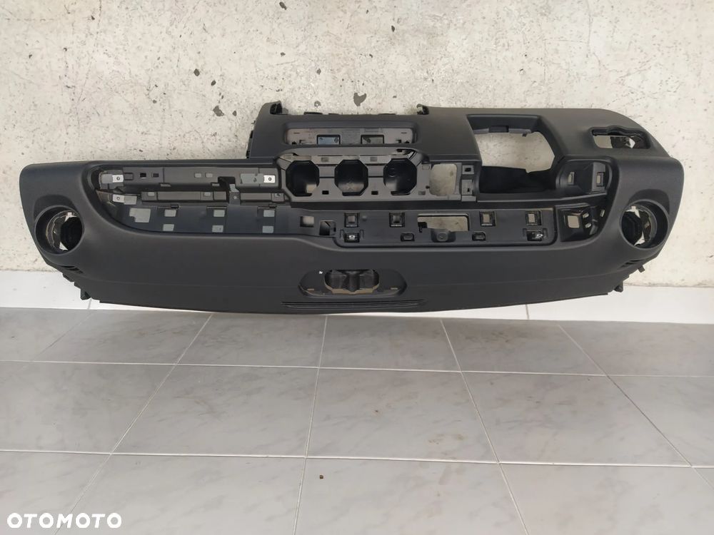 MERCEDES GLB X247 2025- DESKA ROZDZIELCZA KOKPIT KONSOLA EU ORYGINAŁ - 3