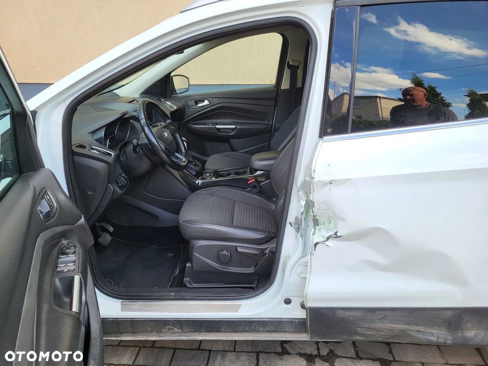 Ford Kuga 1.5 TDCi FWD Titanium - 28