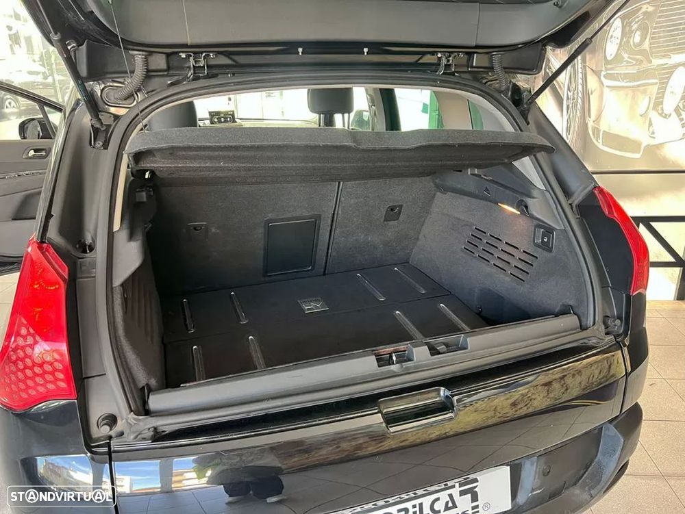 Peugeot 3008 2.0 HDi Hybrid4 - 24
