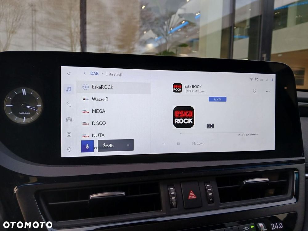 Lexus ES 300h Business Edition - 18