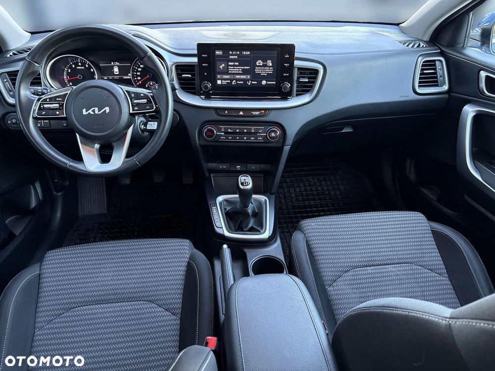 Kia Ceed - 19