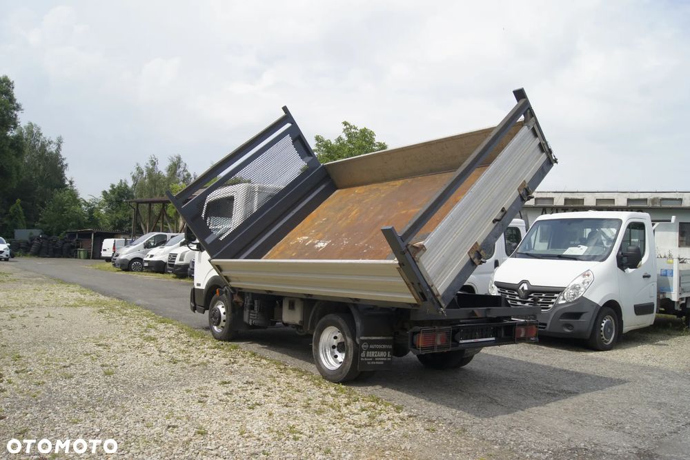 Nissan CABSTAR - 9