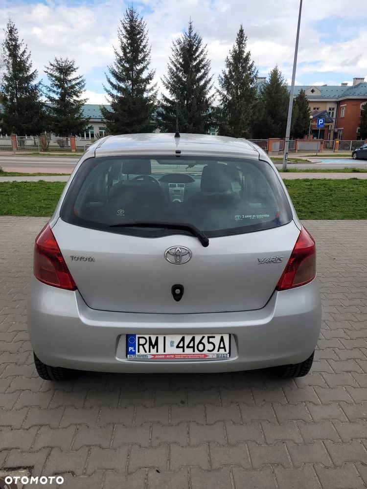 Toyota Yaris - 3