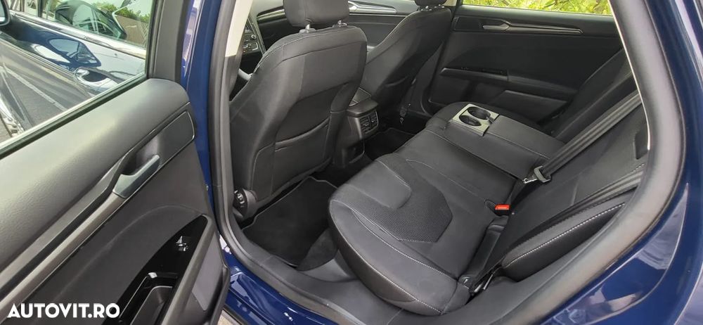 Ford Mondeo 2.0 TDCi Aut. Trend - 14