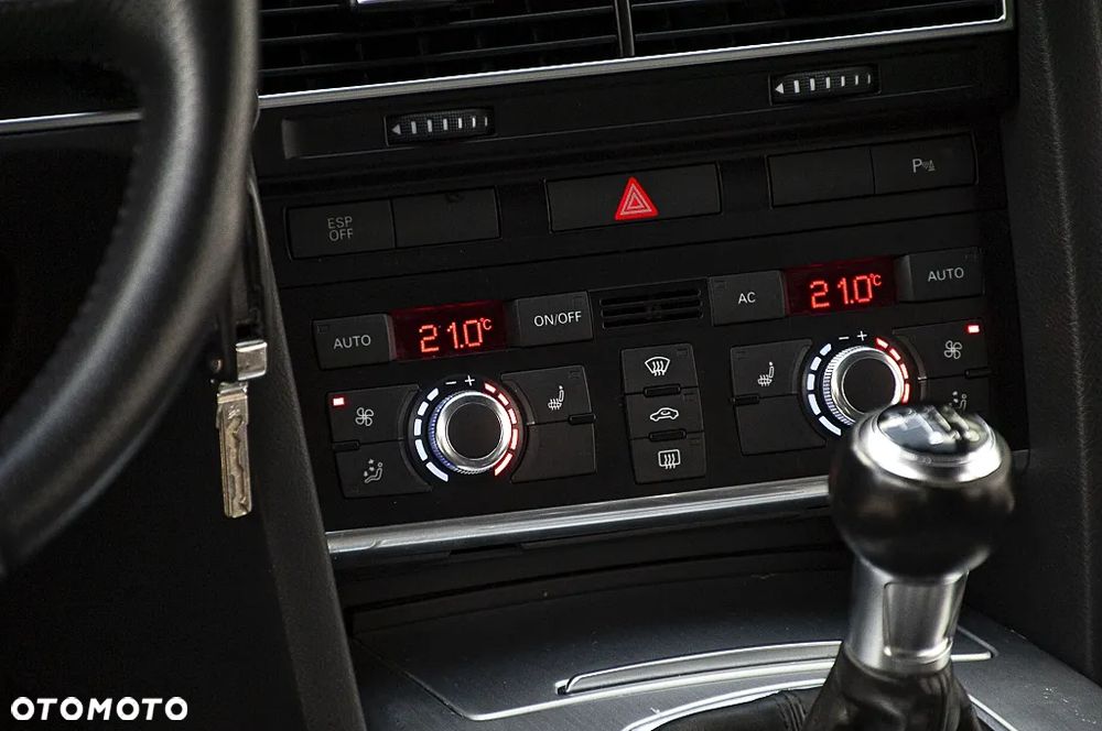 Audi A6 Avant 2.0 TDI - 34