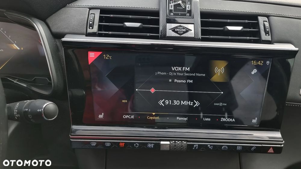 DS Automobiles DS 7 Crossback 2.0 BlueHDi Performance Line + - 34