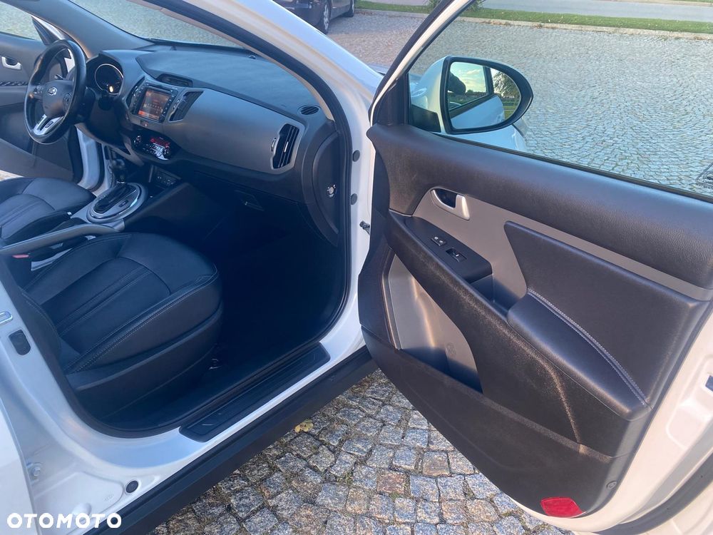 Kia Sportage 2.0 CRDI 184 4WD Automatik Fifa World Cup Edition - 37