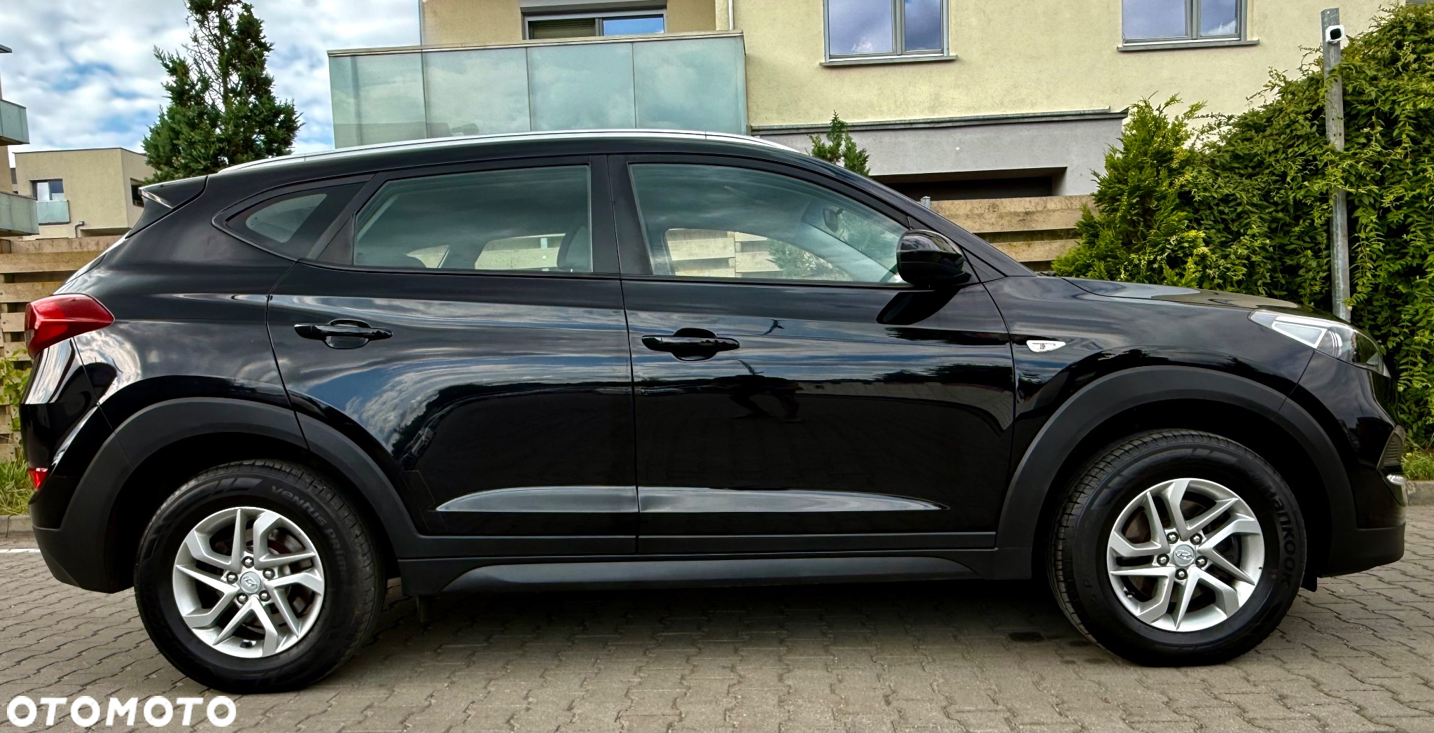 Hyundai Tucson blue 1.6 GDi 2WD Passion - 16
