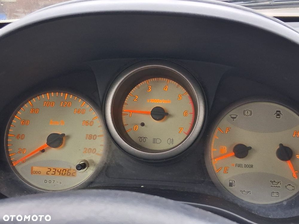 Toyota RAV4 D-4D 4x4 - 15