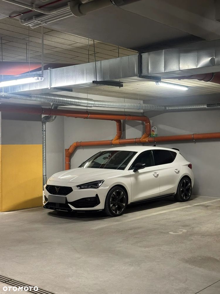 Cupra Leon 2.0 TSI DSG - 15