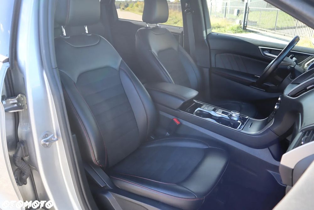 Ford Edge 2.0 EcoBlue Bi-Turbo 4x4 ST-LINE - 30