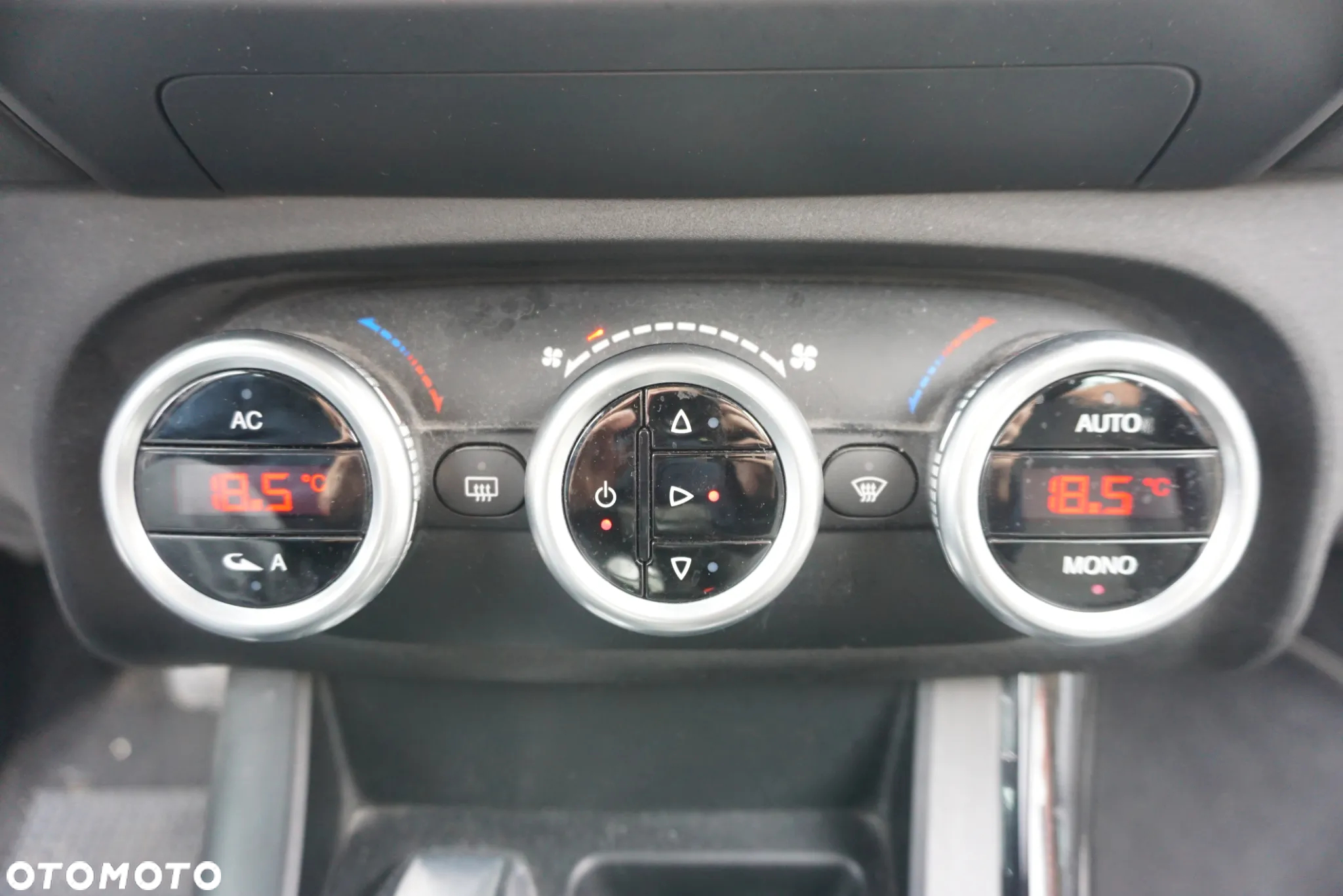 Alfa Romeo Giulietta 1.6 JTDM 16V - 22