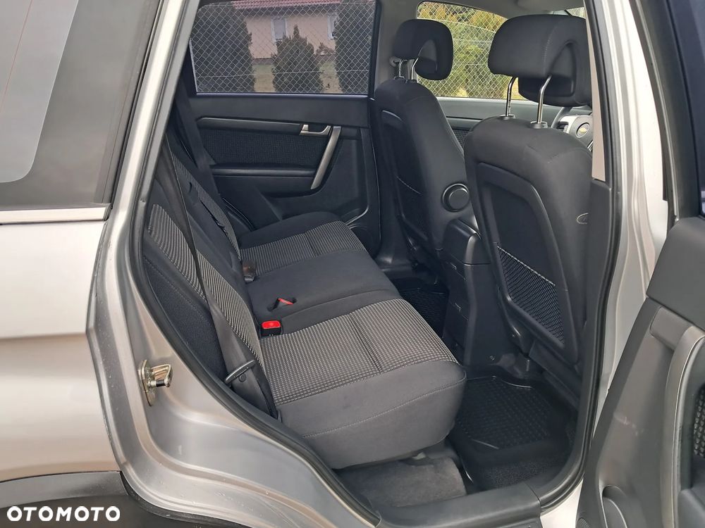 Chevrolet Captiva 2.4 2WD 5 Sitzer LS - 19