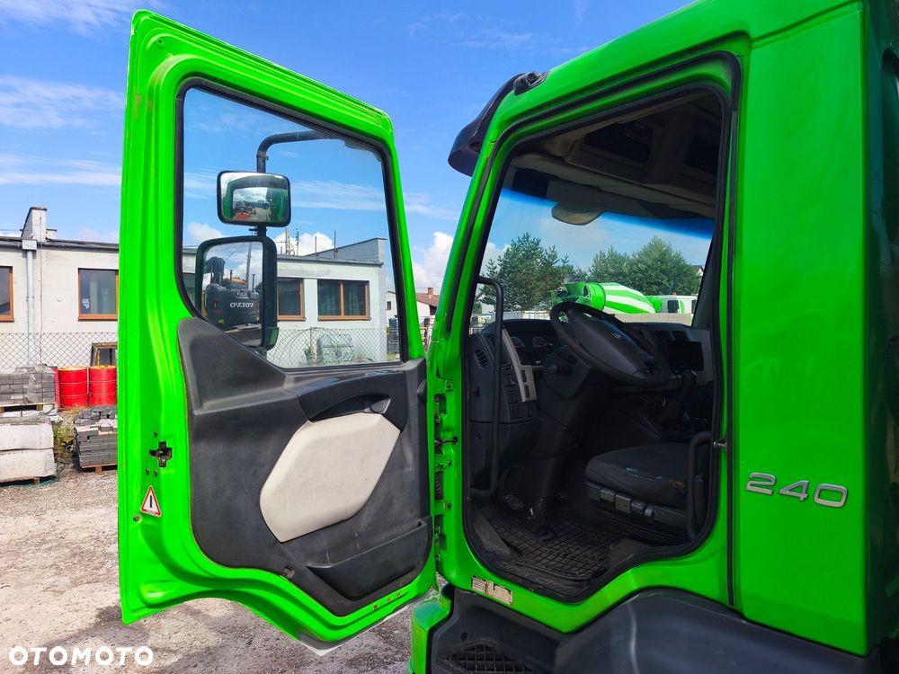 Volvo Fl 240 42R - 10