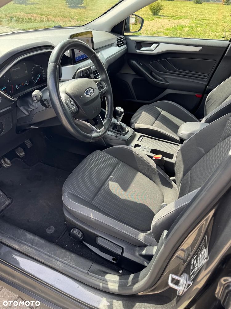 Ford Focus - 12