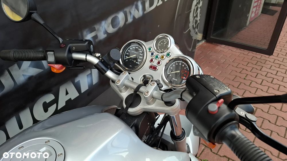 BMW R - 18