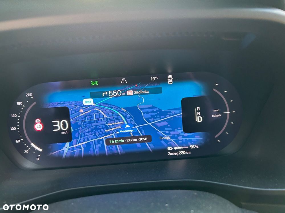 Volvo XC 40 Recharge Plus - 16