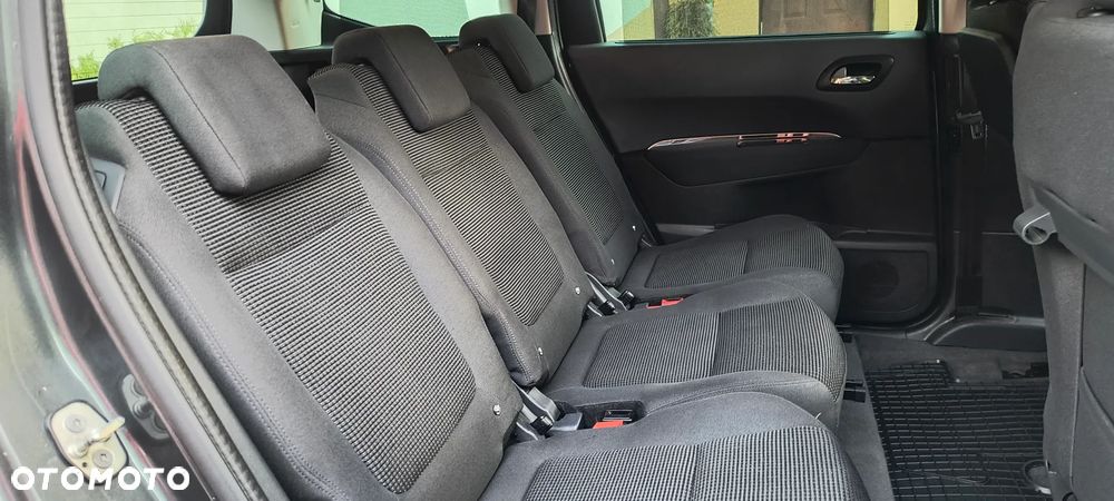 Peugeot 5008 2.0 HDi Allure - 35