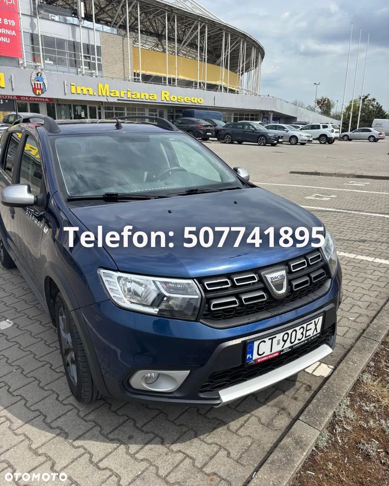 Dacia Logan TCe 90 S&S Easy-R Stepway Celebration - 1