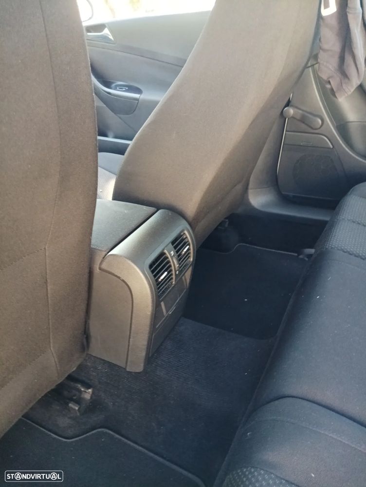 VW Passat Variant - 15