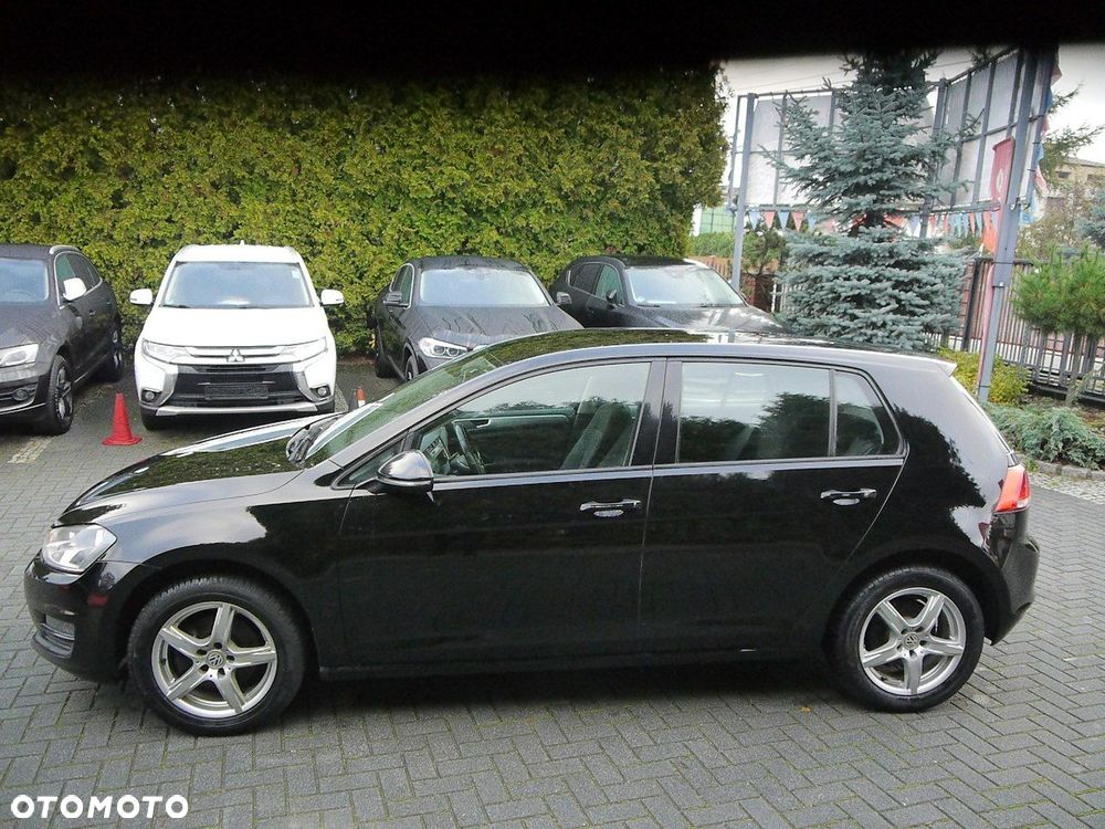 Volkswagen Golf 1.6 TDI BlueMotion Comfortline - 10