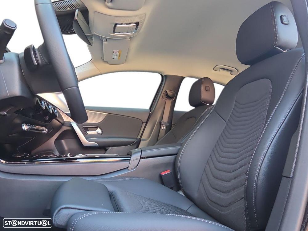Mercedes-Benz A 250 e 8G-DCT Progressive - 12