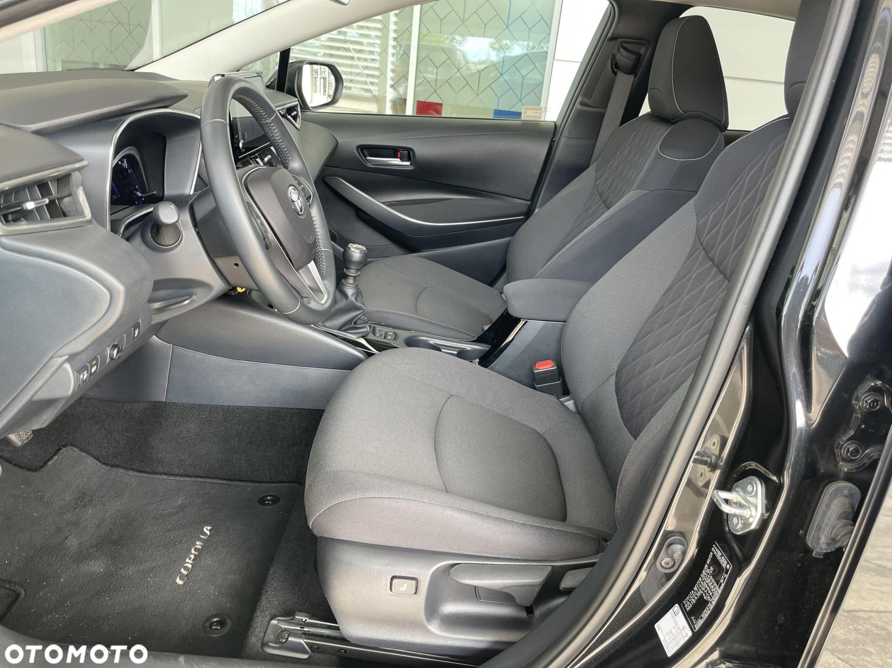 Toyota Corolla - 15