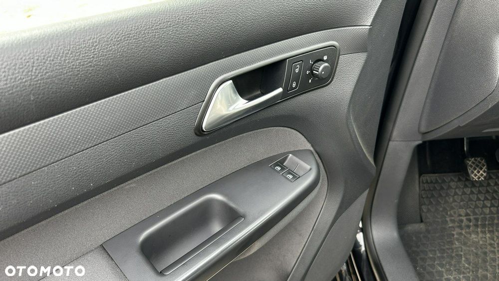 Volkswagen Caddy - 25