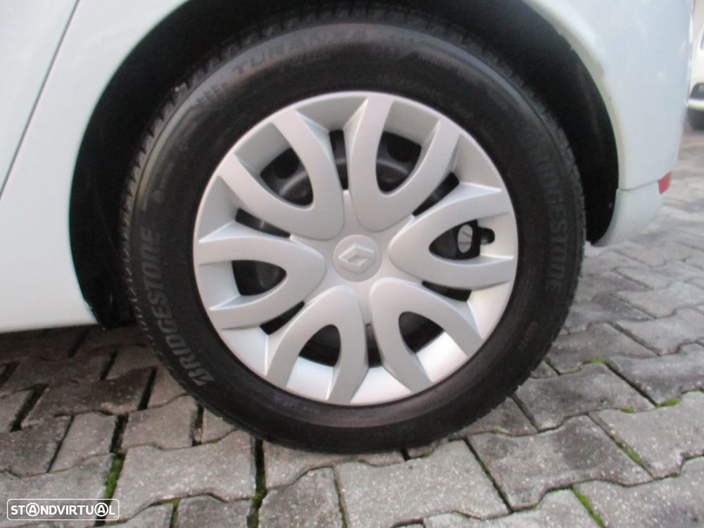 Renault Clio 1.5 dCi Zen - 26