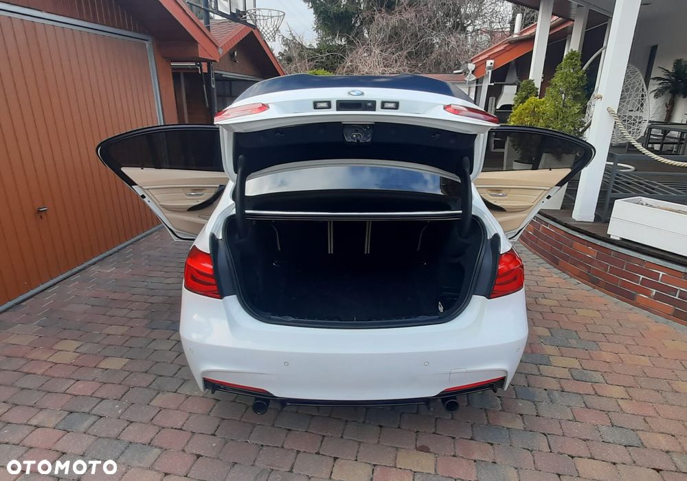 BMW Seria 3 328i xDrive - 12