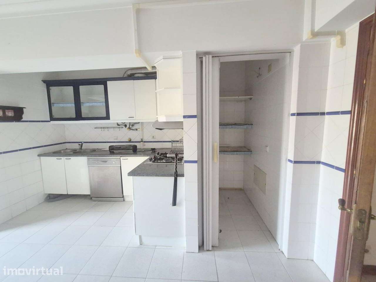 Apartamento T3 no Carregado zona central - Grande imagem: 3/24