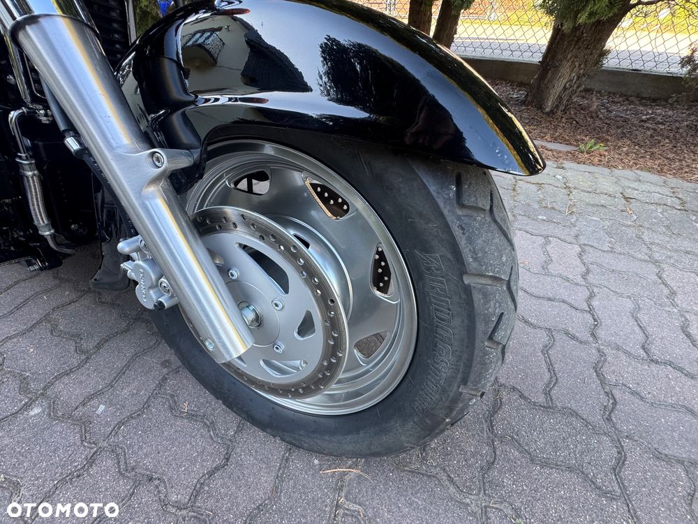 Suzuki VL 1500 Intruder LC - Boulevard C90 - 7
