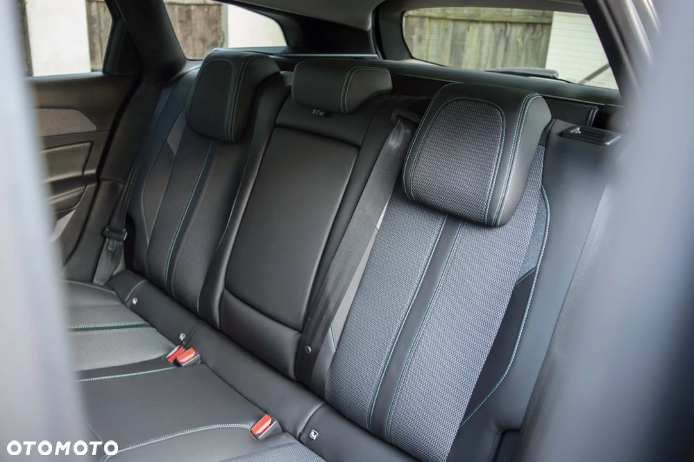 Peugeot 308 BlueHDi 130 EAT8 Allure Pack - 30
