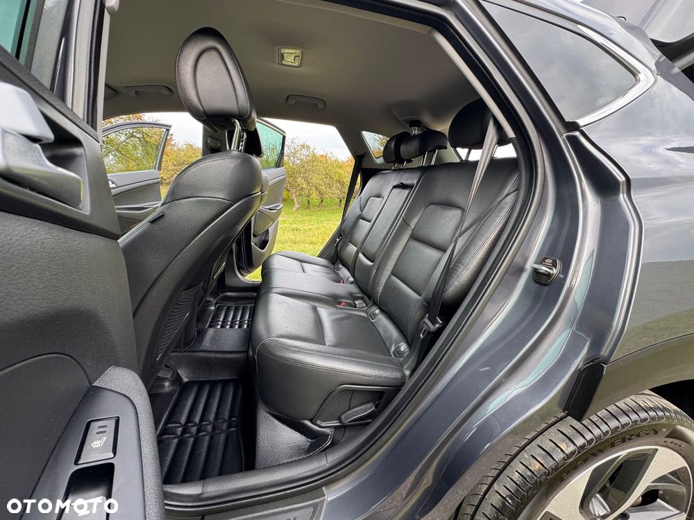 Hyundai Tucson 2.0 CRDI 4WD Automatik Premium - 26
