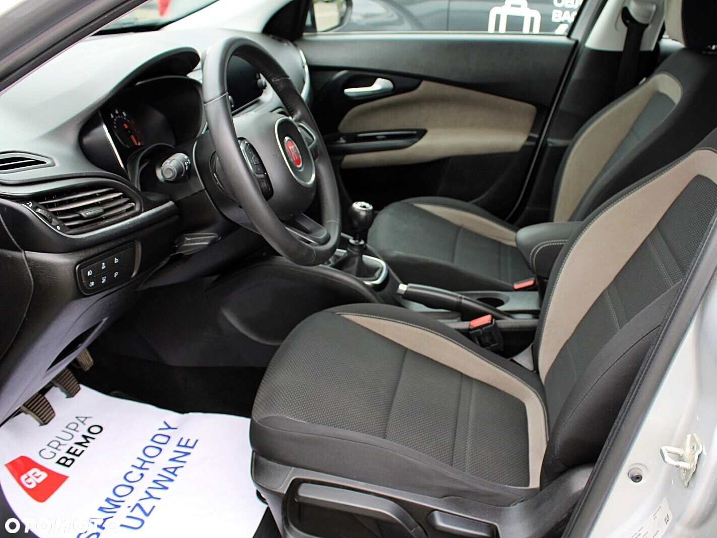 Fiat Tipo 1.4 T-Jet 16v Lounge EU6d - 12