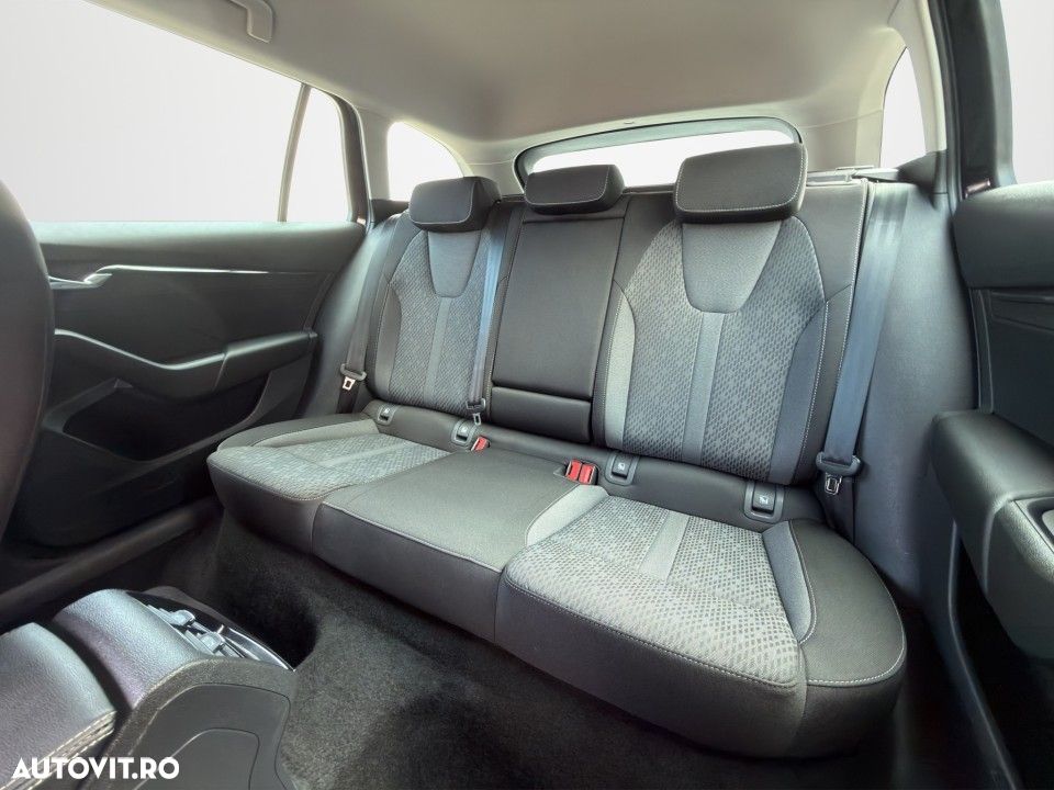 Skoda Octavia - 21