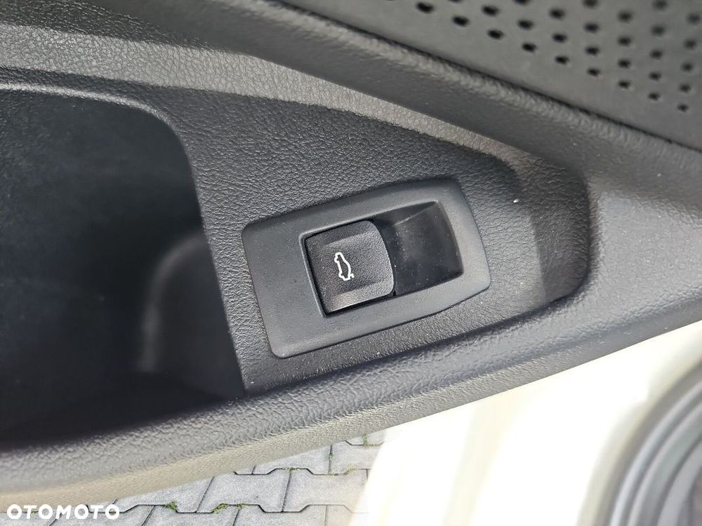 BMW Seria 3 318d Advantage - 31