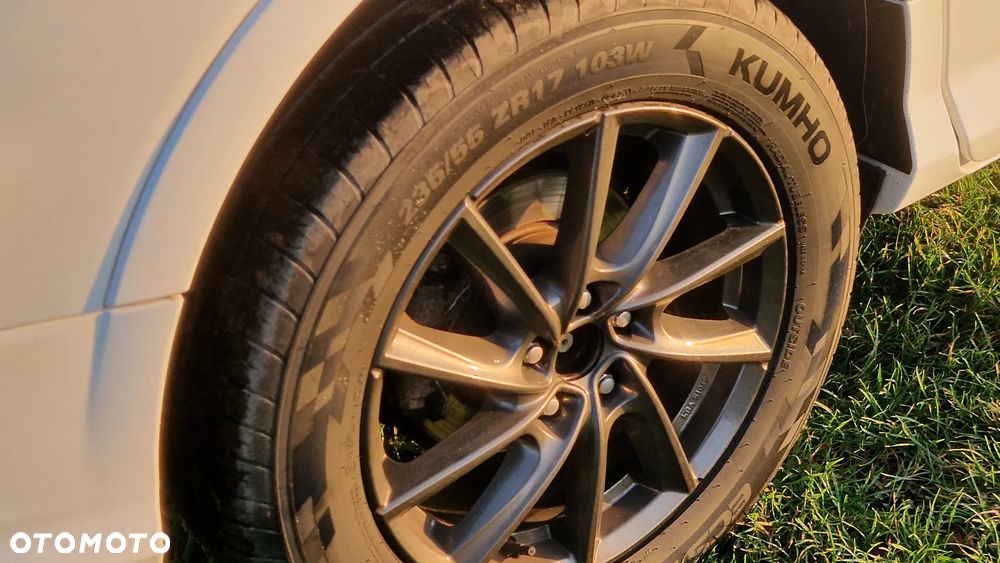 Ford Kuga 2.0 TDCi 4x4 Titanium - 13