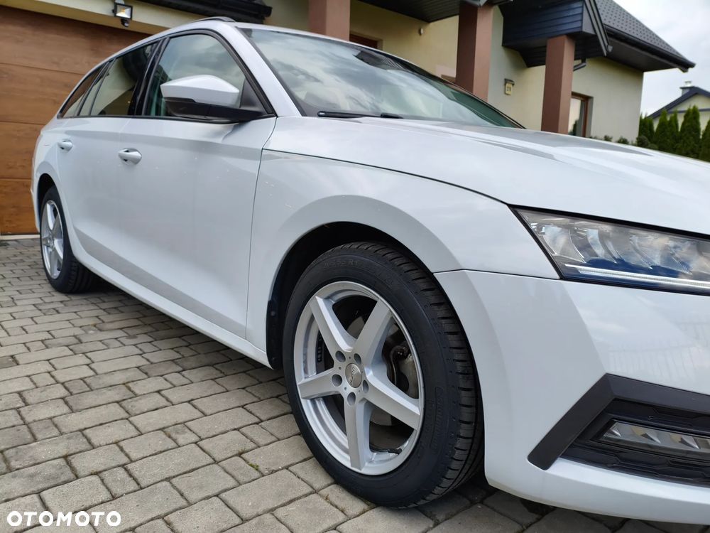 Skoda Octavia 2.0 TDI DSG Style - 12