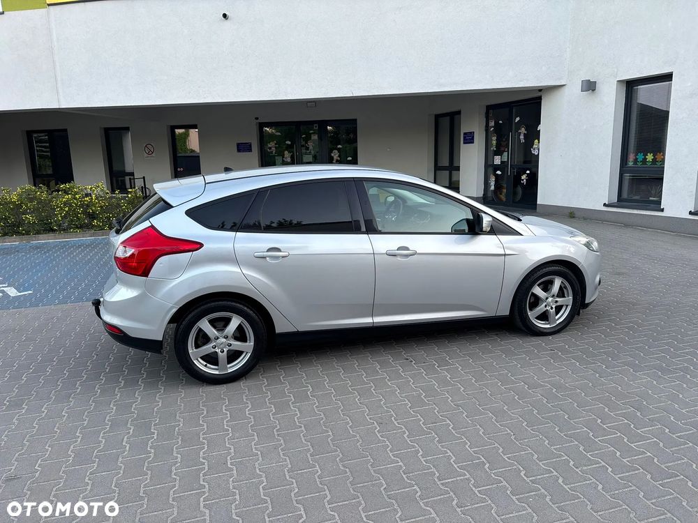 Ford Focus - 17