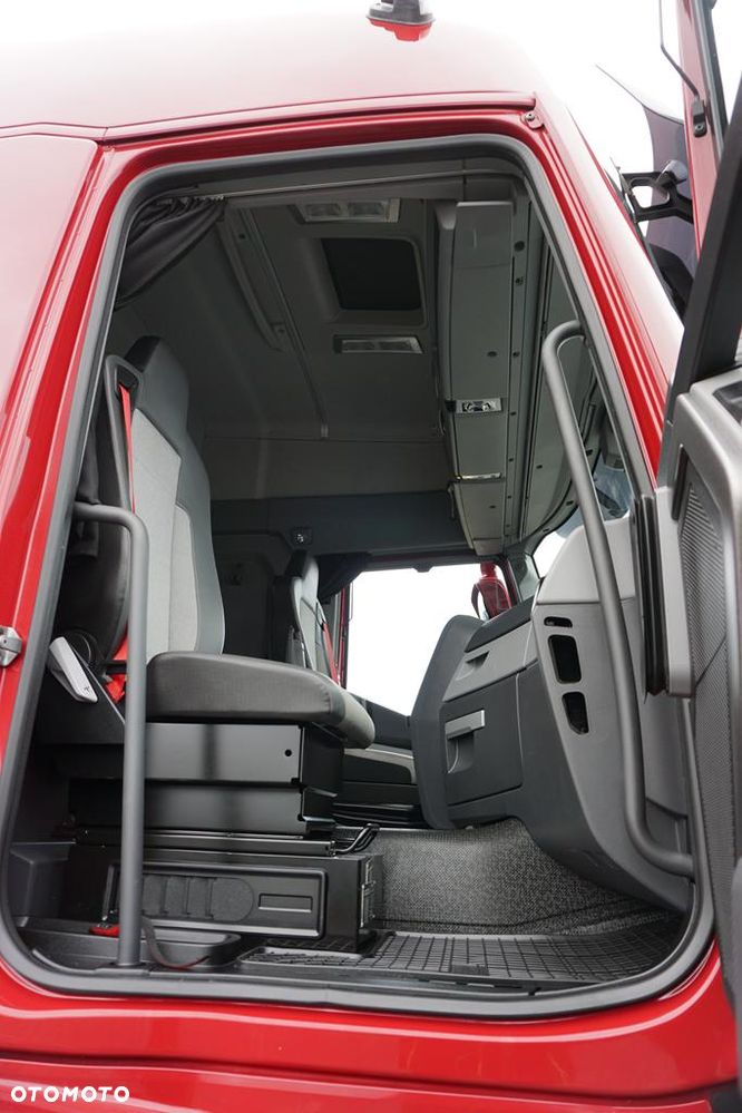 Renault T 380 / ACC / E 6 / FIRANKA + WINDA / 20 PALET / DŁ. 8,2 M / OŚ SKRĘTNA - 8