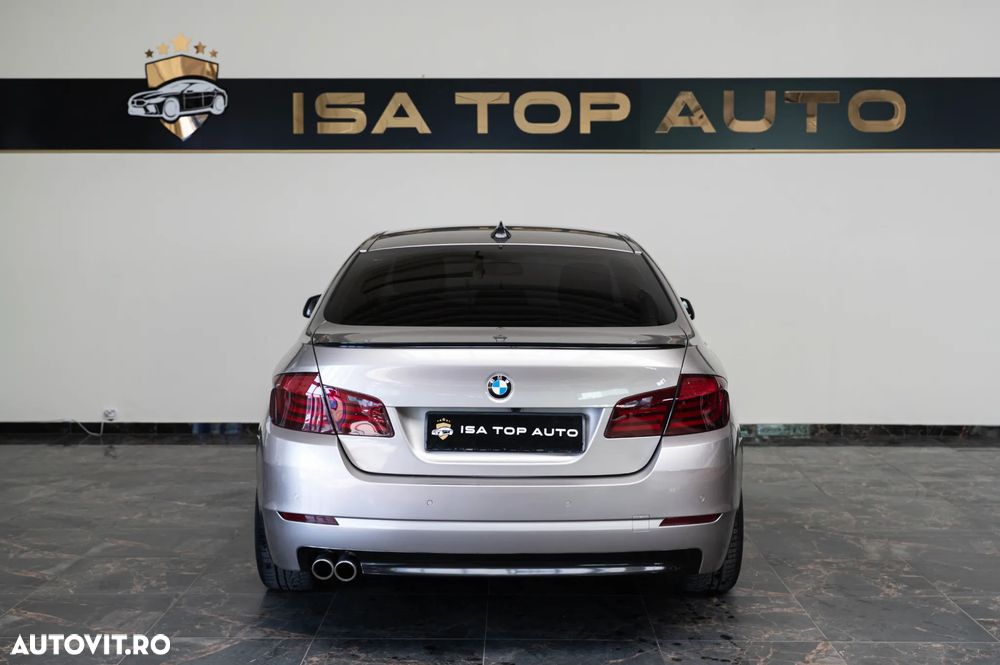 BMW Seria 5 525d Aut. - 31