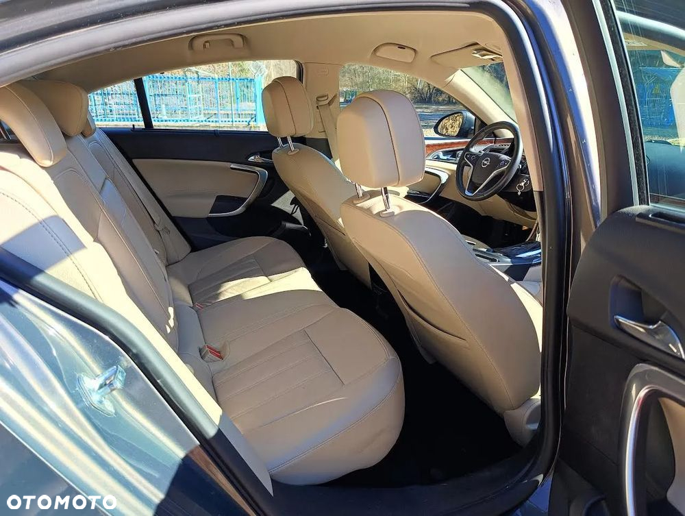 Opel Insignia 2.0 CDTI Edition - 11