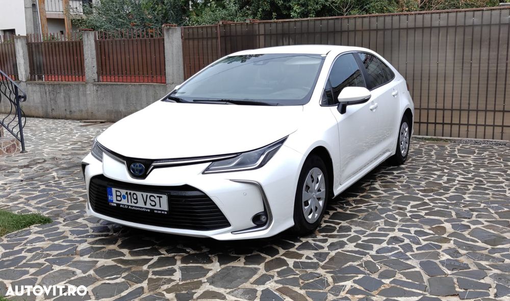 Toyota Corolla - 1