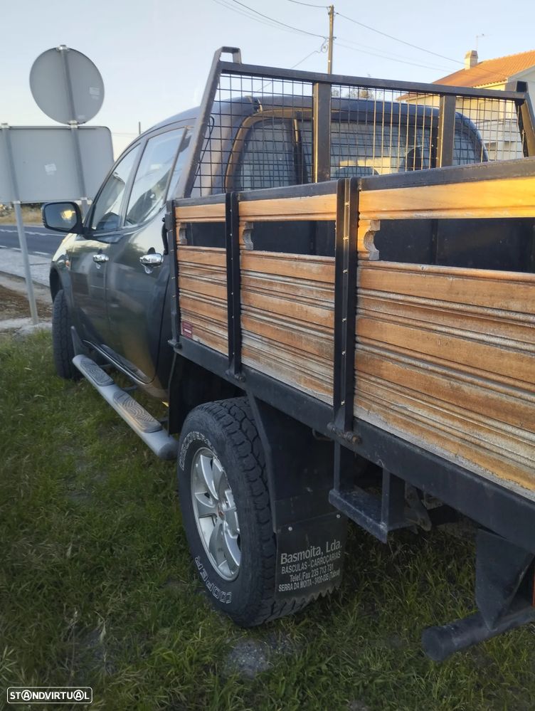 Mitsubishi L200 2.5 DI-D CD Invite AC+ABS - 3