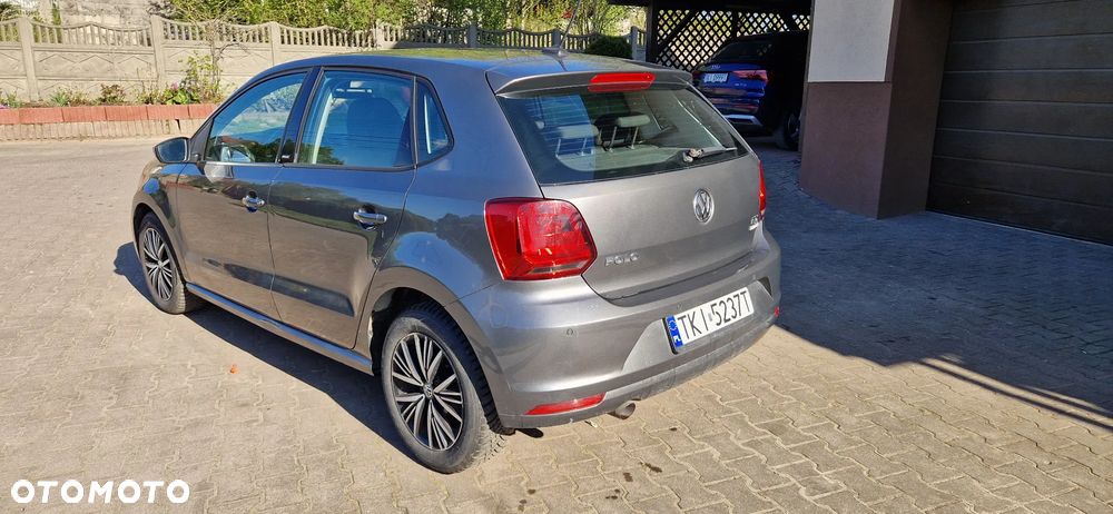 Volkswagen Polo 1.4 TDI Blue Motion Technology Allstar - 4