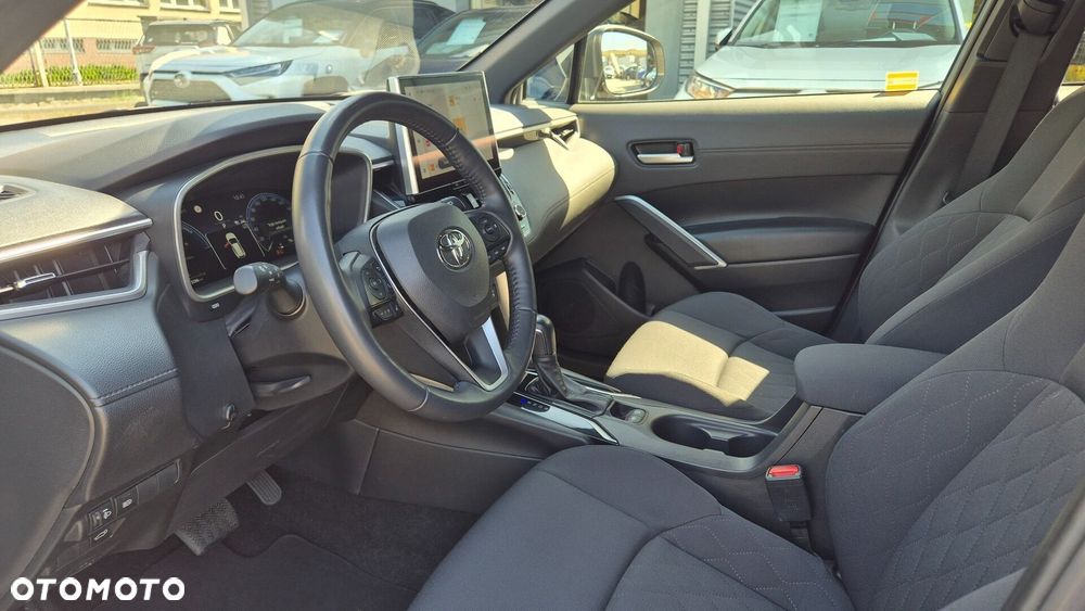 Toyota Corolla Cross - 14