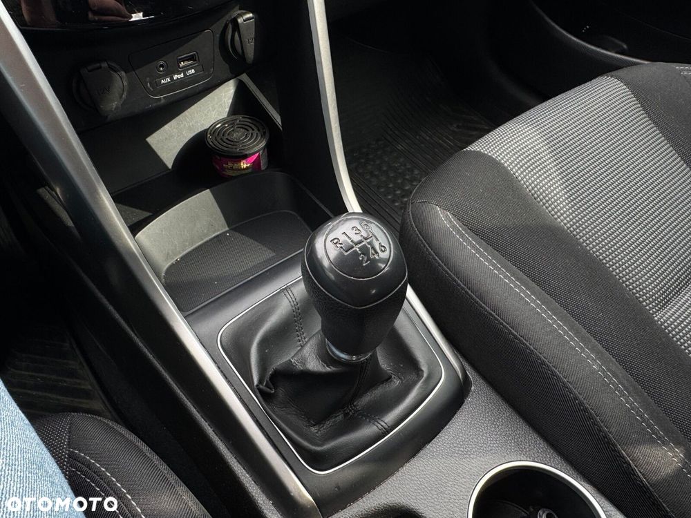 Hyundai i30 1.4 Comfort - 16