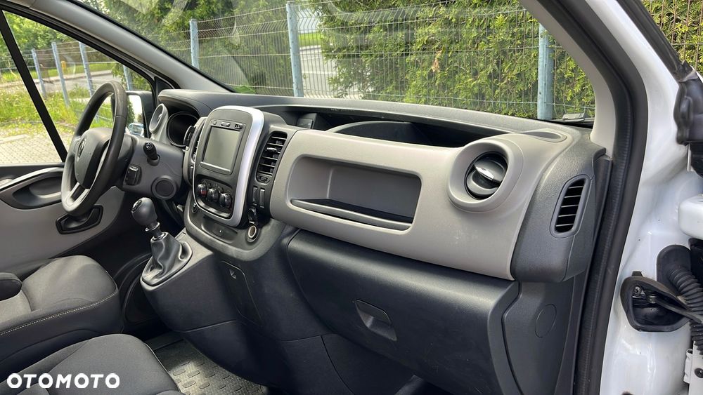 Renault Trafic - 15